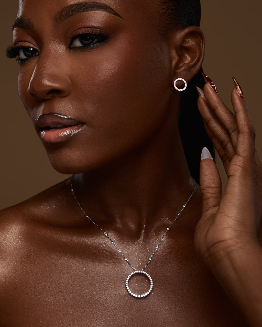 The O- Moissanite Pendant