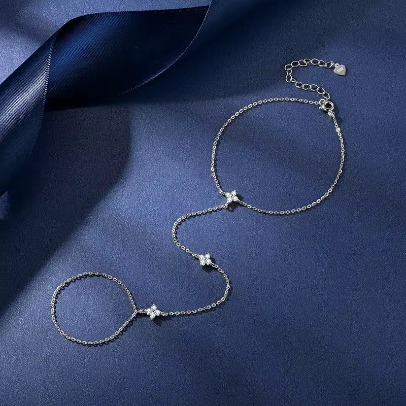 The Dainty Hand Chain