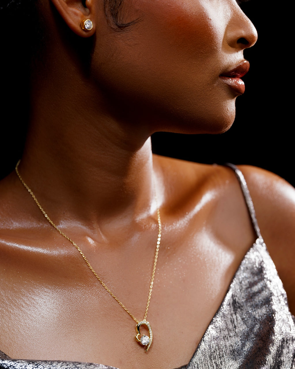 Amora Necklace
