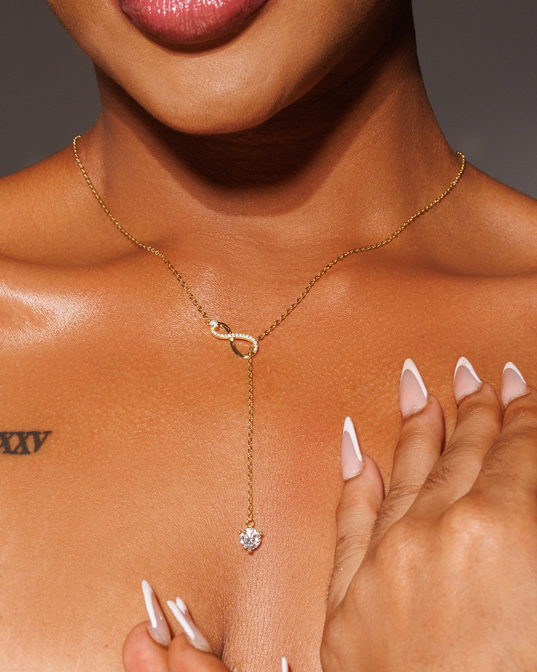 Infinity Gleam Necklace