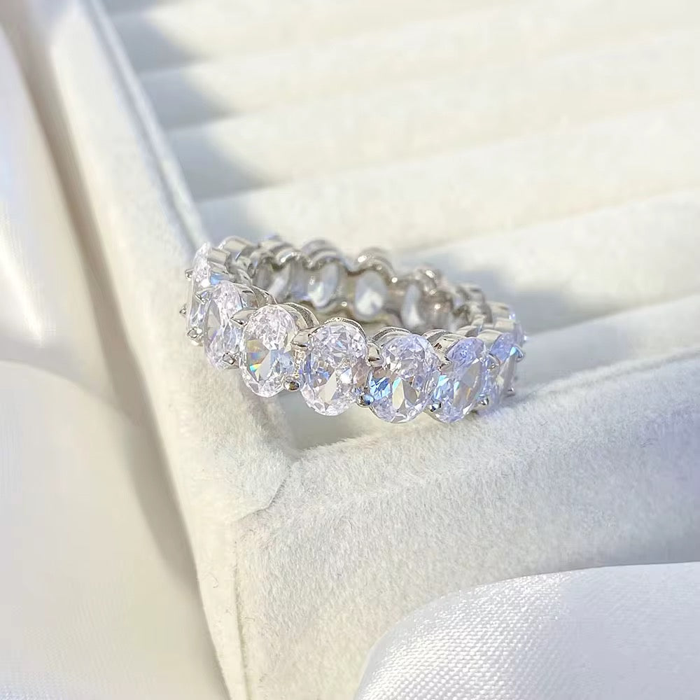 Oval Ring