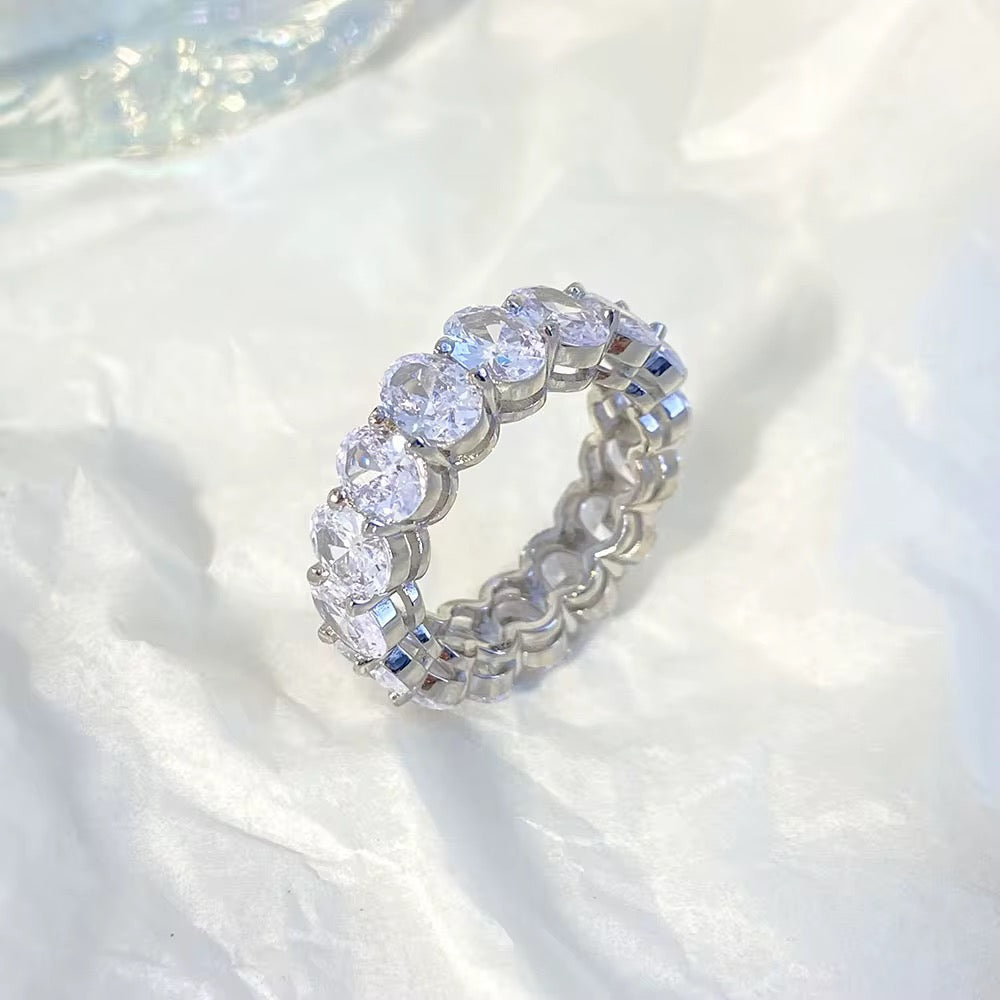 Oval Ring
